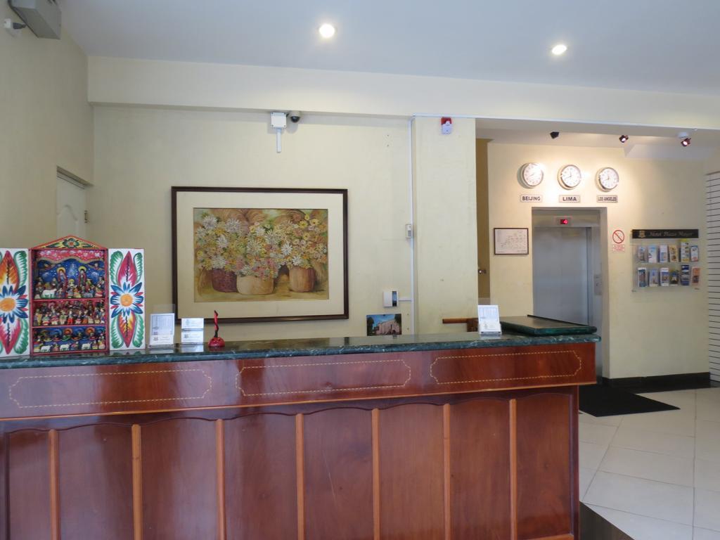Hotel Plaza Mayor Lima Exterior photo