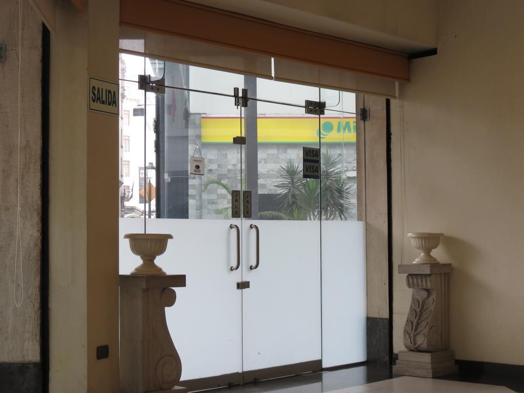 Hotel Plaza Mayor Lima Exterior photo